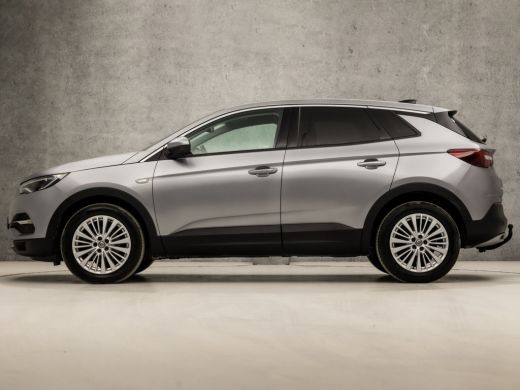 Opel Grandland X 1.2 Turbo Executive Sport Automaat (APPLE CARPLAY, GROOT NAVI, CLIMATE, LED KOPLAMPEN, LEDER, KEY... ActivLease financial lease