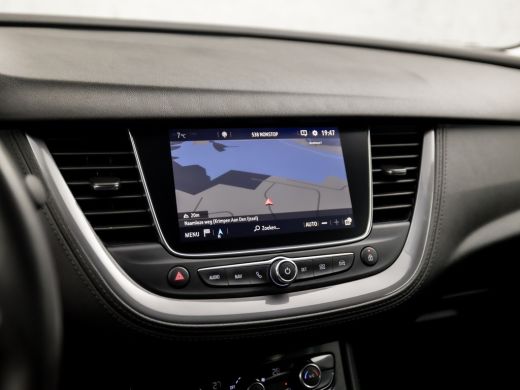 Opel Grandland X 1.2 Turbo Executive Sport Automaat (APPLE CARPLAY, GROOT NAVI, CLIMATE, LED KOPLAMPEN, LEDER, KEY... ActivLease financial lease
