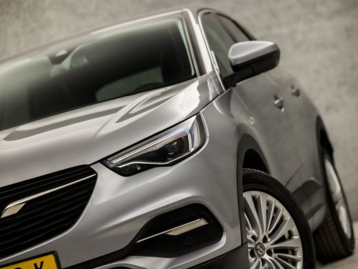 Opel Grandland X 1.2 Turbo Executive Sport Automaat (APPLE CARPLAY, GROOT NAVI, CLIMATE, LED KOPLAMPEN, LEDER, KEY... ActivLease financial lease