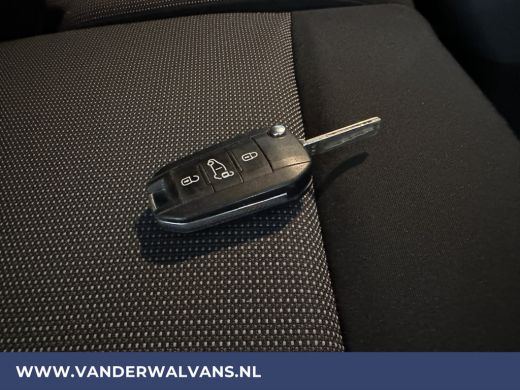 Opel Vivaro 2.0 CDTI 145pk L3H1 Euro6 Airco | Camera | Navigatie | Apple Carplay | Android Auto | 2500kg Trek... ActivLease financial lease