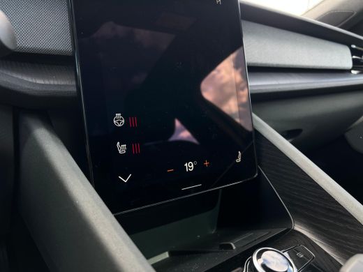 Polestar 2 Long Range Dual Motor Launch Edition 78kWh NL AUTO | TREKHAAK | 360 GRADEN CAMERA | PANO | CARPLAY ActivLease financial lease