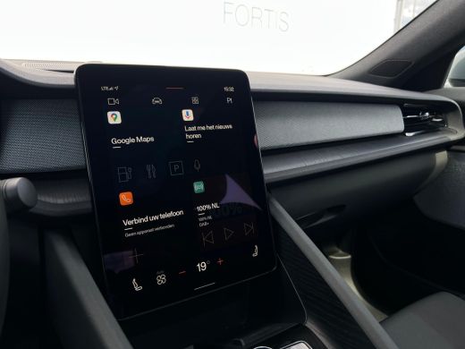 Polestar 2 Long Range Dual Motor Launch Edition 78kWh NL AUTO | TREKHAAK | 360 GRADEN CAMERA | PANO | CARPLAY ActivLease financial lease