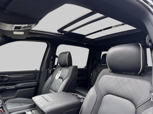 RAM 1500 Nieuwe auto | Geheel rijklaar | Incl. Fabrieksgarantie ActivLease financial lease
