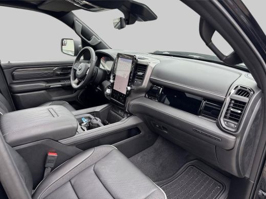 RAM 1500 Nieuwe auto | Geheel rijklaar | Incl. Fabrieksgarantie ActivLease financial lease