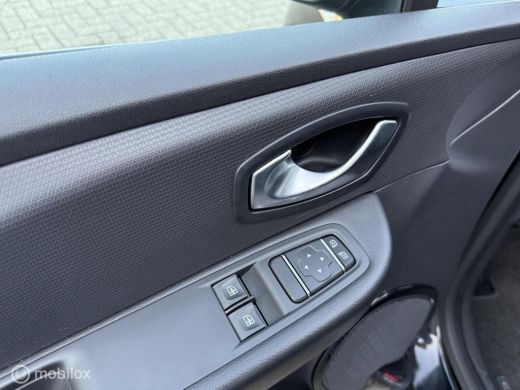 Renault Clio 0.9 TCe Intens |PDC|CLIMATE CONTROL|BTW ActivLease financial lease