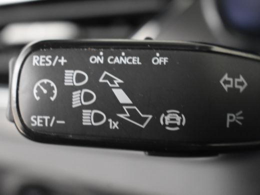 Skoda Kamiq 1.0 TSI Monte Carlo 110pk DSG/AUTO | Cruise control | Sportstoelen | Navigatie via app connect | ... ActivLease financial lease