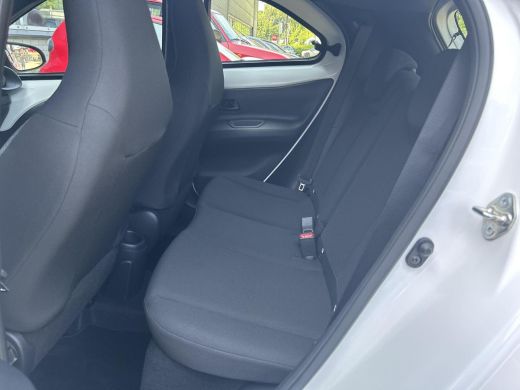 Toyota Aygo 1.0 VVT-i MT Play ActivLease financial lease