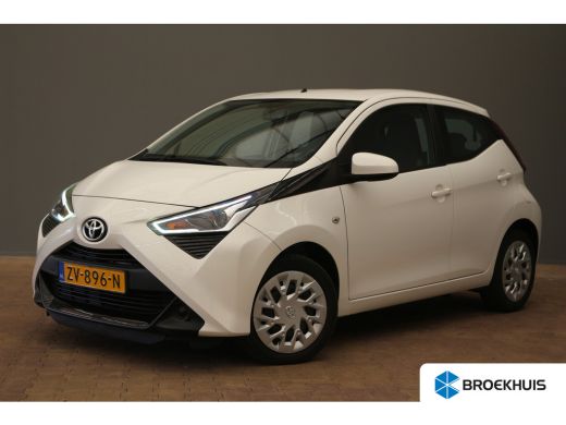 Toyota Aygo 1.0 X-Play Limited Camera | Airco | Bluetooth | Elek. Ramen | 5-deurs | Centrale Vergrendeling | ... Toyota Aygo 1.0 X-Play Limited Camera | Airco | Bluetooth | Elek. Ramen | 5-deurs | Centrale Vergrendeling | ...