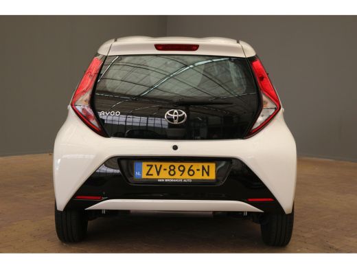 Toyota Aygo 1.0 X-Play Limited Camera | Airco | Bluetooth | Elek. Ramen | 5-deurs | Centrale Vergrendeling | ... ActivLease financial lease