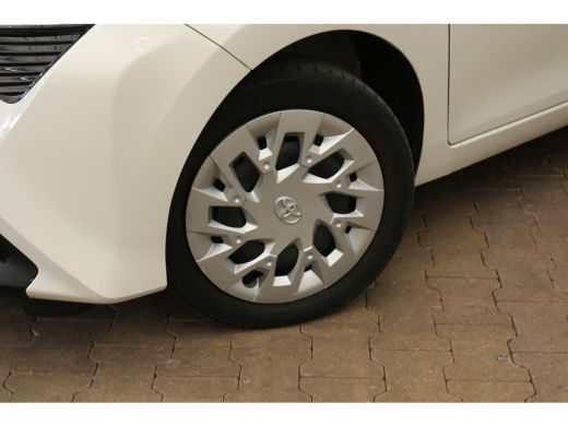 Toyota Aygo 1.0 X-Play Limited Camera | Airco | Bluetooth | Elek. Ramen | 5-deurs | Centrale Vergrendeling | ... ActivLease financial lease
