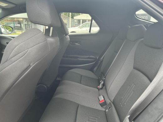 Toyota C-HR 1.8 Hybrid 140 Dynamic ActivLease financial lease