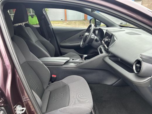 Toyota C-HR 1.8 Hybrid 140 Dynamic ActivLease financial lease