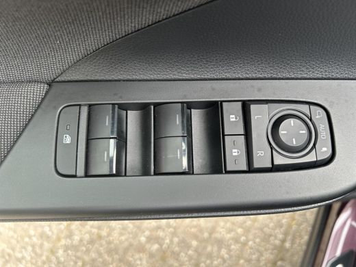 Toyota C-HR 1.8 Hybrid 140 Dynamic ActivLease financial lease
