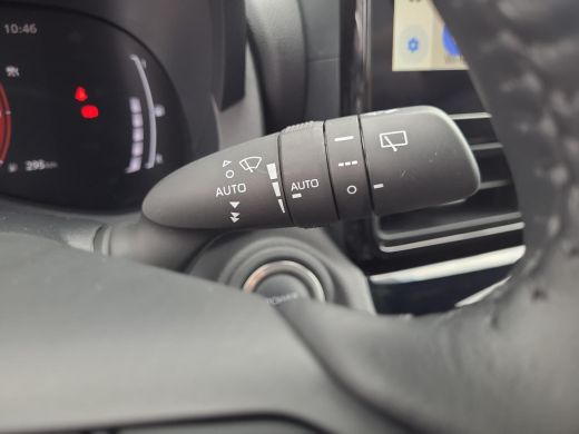 Toyota Yaris Cross 1.5 Hybrid 115 First Edition | Apple CarPlay | Parkeersensoren | Rijklaarprijs incl. garantie | ActivLease financial lease