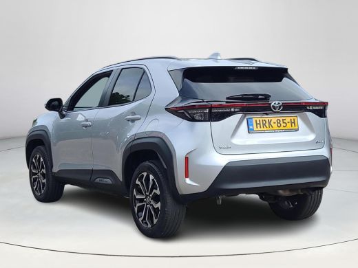 Toyota Yaris Cross 1.5 Hybrid 115 First Edition | Apple CarPlay | Navigatie | Stoel / Stuur verwarming | Rijklaarpri... ActivLease financial lease
