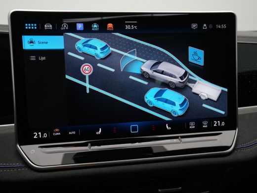 Volkswagen Passat Variant 1.5 eTSI 150pk R-Line Business Panorama Trekhaak Camera Side Assist 227 ActivLease financial lease