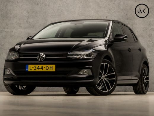Volkswagen Polo 1.0 TSI Sportline Automaat (APPLE CARPLAY, PARKEERSENSOREN, LM VELGEN, GETINT GLAS, SPORTSTOELEN,... Volkswagen Polo 1.0 TSI Sportline Automaat (APPLE CARPLAY, PARKEERSENSOREN, LM VELGEN, GETINT GLAS, SPORTSTOELEN,...