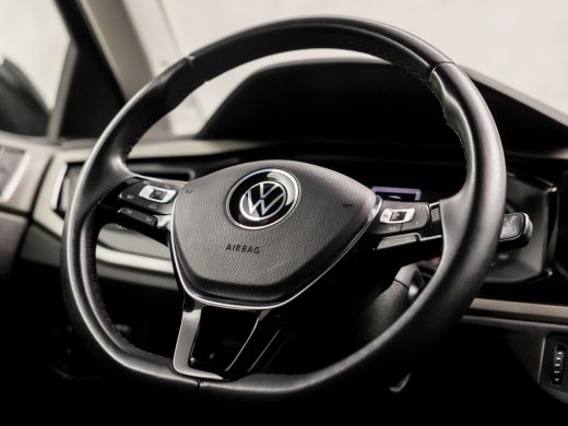 Volkswagen Polo 1.0 TSI Sportline Automaat (APPLE CARPLAY, PARKEERSENSOREN, LM VELGEN, GETINT GLAS, SPORTSTOELEN,... ActivLease financial lease