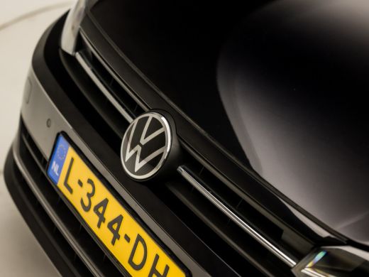 Volkswagen Polo 1.0 TSI Sportline Automaat (APPLE CARPLAY, PARKEERSENSOREN, LM VELGEN, GETINT GLAS, SPORTSTOELEN,... ActivLease financial lease