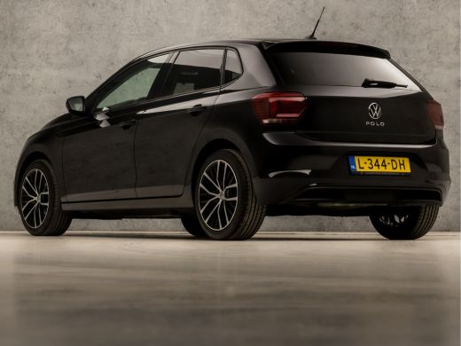 Volkswagen Polo 1.0 TSI Sportline Automaat (APPLE CARPLAY, PARKEERSENSOREN, LM VELGEN, GETINT GLAS, SPORTSTOELEN,... ActivLease financial lease