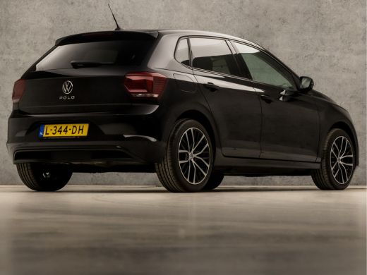 Volkswagen Polo 1.0 TSI Sportline Automaat (APPLE CARPLAY, PARKEERSENSOREN, LM VELGEN, GETINT GLAS, SPORTSTOELEN,... ActivLease financial lease