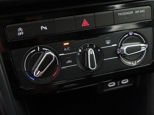 Volkswagen T-Cross 1.0 TSi 110 Pk Automaat Life | Cruise Control | Parkeersensoren | Navigatie | Carplay | 16 inch |... ActivLease financial lease