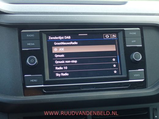 Volkswagen T-Cross 1.0 TSI CARPLAY/AIRCO/PDC-V+A/STOELVERWARMING ActivLease financial lease