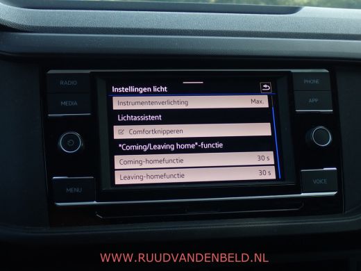 Volkswagen T-Cross 1.0 TSI CARPLAY/AIRCO/PDC-V+A/STOELVERWARMING ActivLease financial lease
