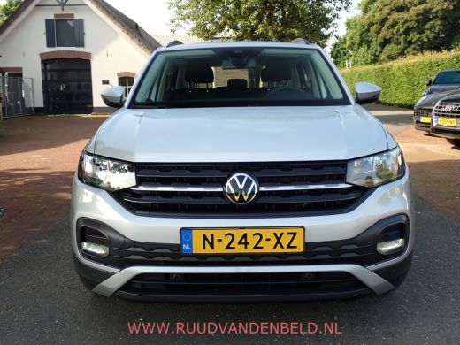 Volkswagen T-Cross 1.0 TSI CARPLAY/AIRCO/PDC-V+A/STOELVERWARMING ActivLease financial lease