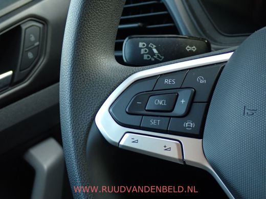 Volkswagen T-Cross 1.0 TSI CARPLAY/AIRCO/PDC-V+A/STOELVERWARMING ActivLease financial lease