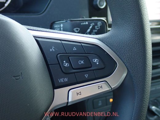 Volkswagen T-Cross 1.0 TSI CARPLAY/AIRCO/PDC-V+A/STOELVERWARMING ActivLease financial lease