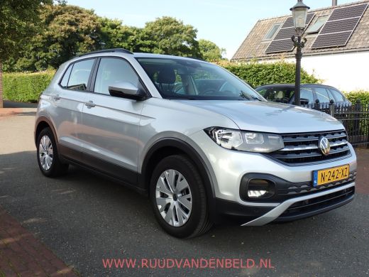 Volkswagen T-Cross 1.0 TSI CARPLAY/AIRCO/PDC-V+A/STOELVERWARMING ActivLease financial lease