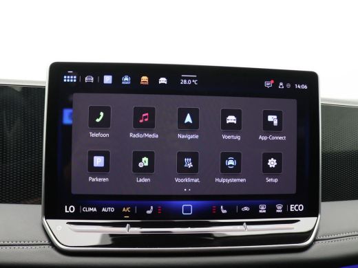 Volkswagen Tiguan 1.5 eHybrid Life Edition 204PK DSG Navi via Apple Carplay/Android Auto, Achteruitrijcamera, Side ... ActivLease financial lease