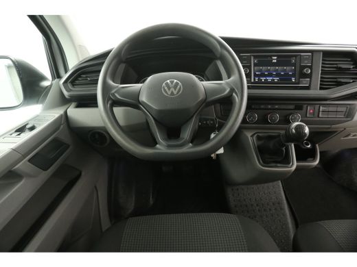 Volkswagen Transporter 2.0 TDI L2H1 | Dubbele Cabine | 5 Persoons | Airco Carplay Cruise PDC Elektrpakket ActivLease financial lease