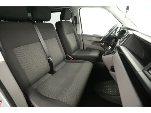 Volkswagen Transporter 2.0 TDI L2H1 | Dubbele Cabine | 5 Persoons | Airco Carplay Cruise PDC Elektrpakket ActivLease financial lease