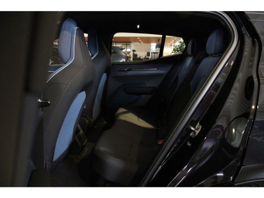 Volvo  EX30 Single Motor Extended Range Plus 69 kWh | 20" | Google | Camera | Keyless Entry | Elek kofferklep... ActivLease financial lease