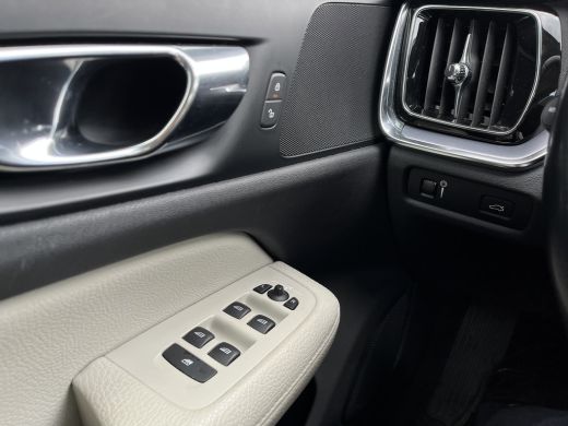 Volvo  V60 2.0 T5 Momentum ActivLease financial lease