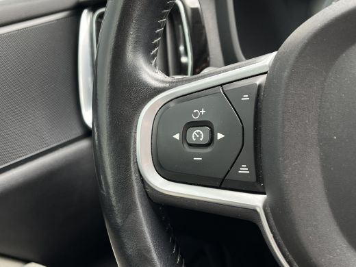Volvo  V60 2.0 T5 Momentum ActivLease financial lease