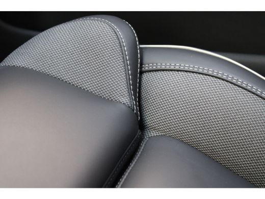 Volvo  XC60 T6 350PK AWD Plus Dark | Trekhaak | 21" | Sportstoelen | 360° camera |  Gelaagd glas rondom ActivLease financial lease
