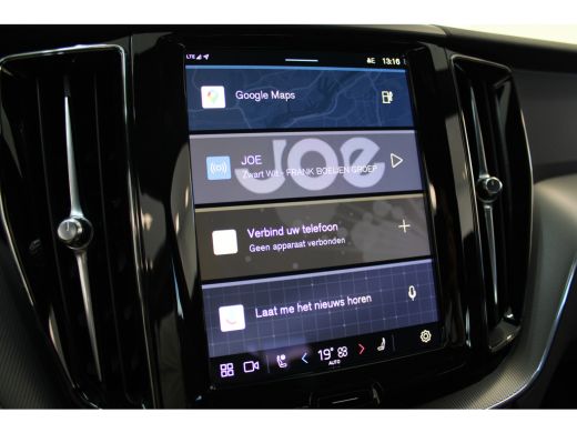 Volvo  XC60 T6 350PK AWD Plus Dark | Trekhaak | 21" | Sportstoelen | 360° camera |  Gelaagd glas rondom ActivLease financial lease