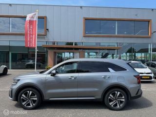 Kia Sorento 1.6T 267pk PHEV 4WD Automaat ExlusiveLine 7pers.Panorama dak , Trekhaak afneembaar , 55 km volled...