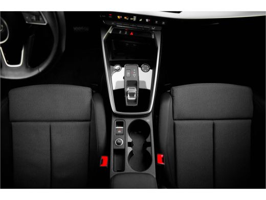 Audi A3 Sportback 30 TFSI Advanced edition ActivLease financial lease