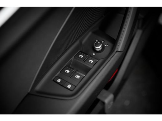 Audi A3 Sportback 30 TFSI Advanced edition ActivLease financial lease