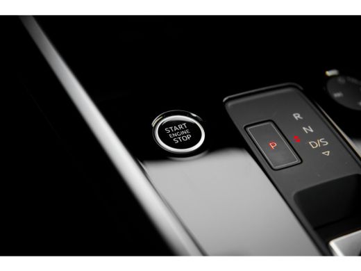 Audi A3 Sportback 30 TFSI Advanced edition ActivLease financial lease