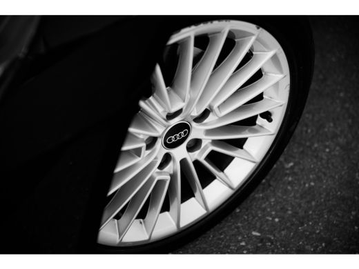 Audi A3 Sportback 30 TFSI Advanced edition ActivLease financial lease