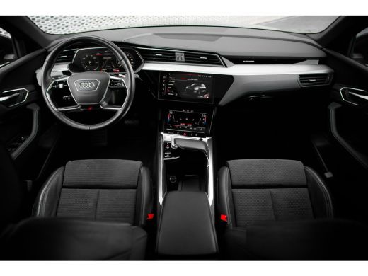 Audi e-tron 50 quattro 313pk Launch edition Black | Panoramadak | 20" | Parkeerhulp v+a | Optiekpakket zwart ... ActivLease financial lease
