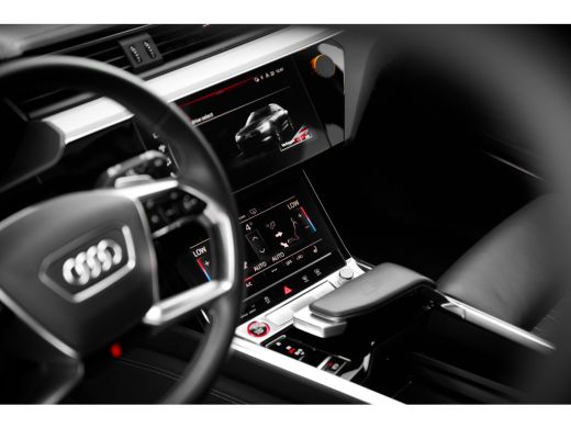 Audi e-tron S 503pk quattro 95 kWh | Panoramadak | Supersportstoelen | B&O ActivLease financial lease