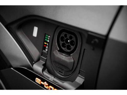 Audi e-tron S 503pk quattro 95 kWh | Panoramadak | Supersportstoelen | B&O ActivLease financial lease