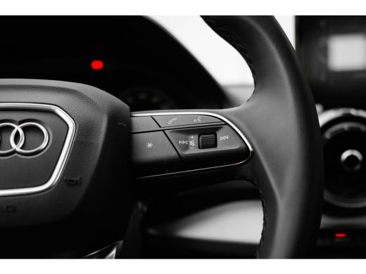 Audi Q2 35 TFSI S-Line | Stoelverw. voor | Elek. Klep | Cruise Control Adaptief | Comfort sleutel | ActivLease financial lease
