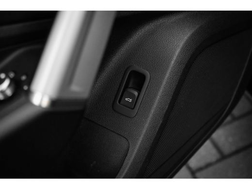 Audi Q2 35 TFSI S-Line | Stoelverw. voor | Elek. Klep | Cruise Control Adaptief | Comfort sleutel | ActivLease financial lease